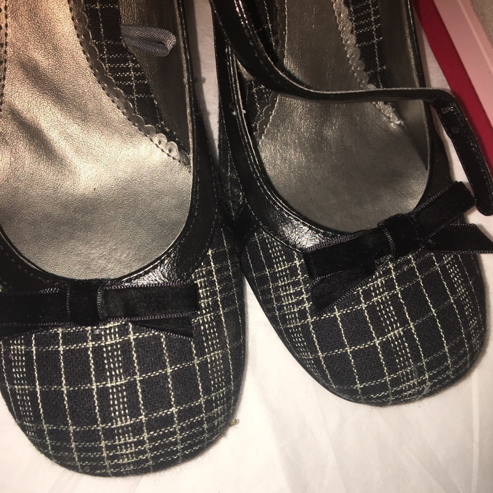 NEW Tweed Kicks! - Picture 5 of 5